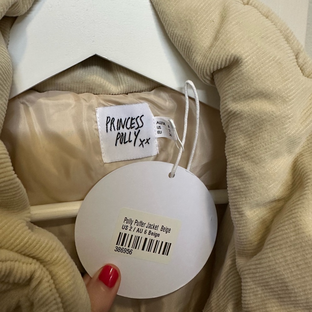 Cream beige puffer jacket from princess polly - Picture 5 of 8